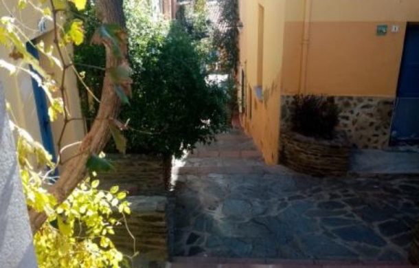 Magic Collioure 3 room apartment with character in the heart of old Collioure