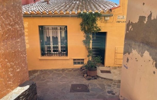 Magic Collioure 3 room apartment with character in the heart of old Collioure