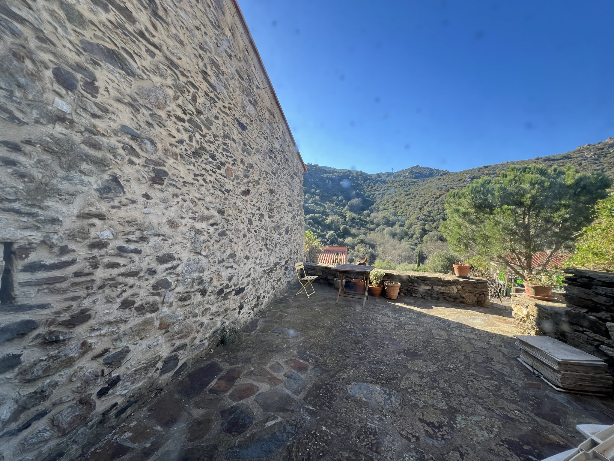 Maison de campagne à acheter à Collioure avec terrasse 5 pièces