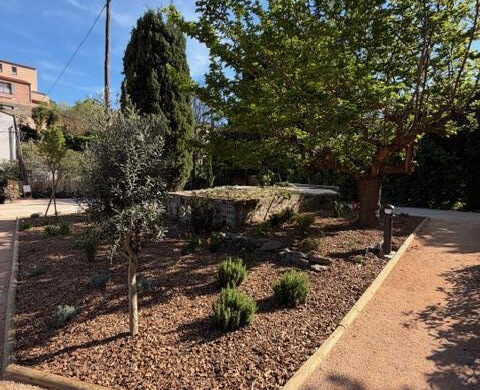 Appartements totalement rénovés avec terrasse à vendre a partir de 281 920 € à Collioure