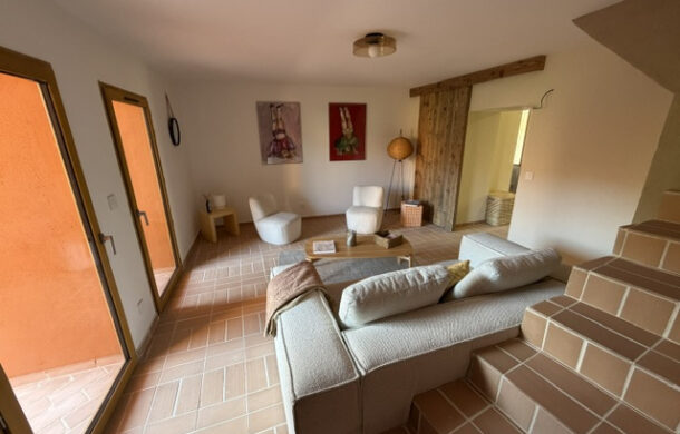 En vente à Collioure : immobilier de prestige : maison avec terrasses jardin et parking