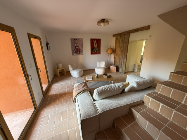 En vente à Collioure : immobilier de prestige : maison avec terrasses jardin et parking