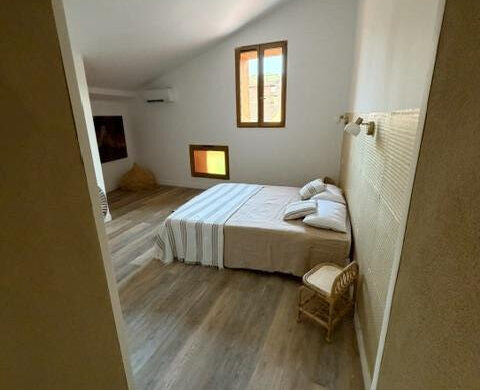 En vente à Collioure : immobilier de prestige : maison avec terrasses jardin et parking