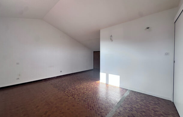 Port-Vendres : Duplex T4 balcon garage