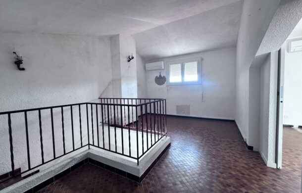 Port-Vendres : Duplex T4 balcon garage
