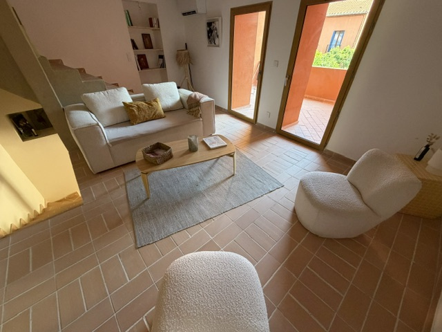 En vente à Collioure : immobilier de prestige : maison avec terrasses jardin et parking