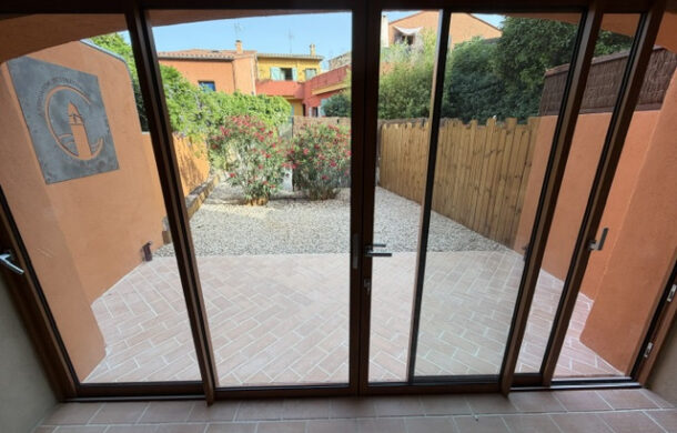 En vente à Collioure : immobilier de prestige : maison avec terrasses jardin et parking