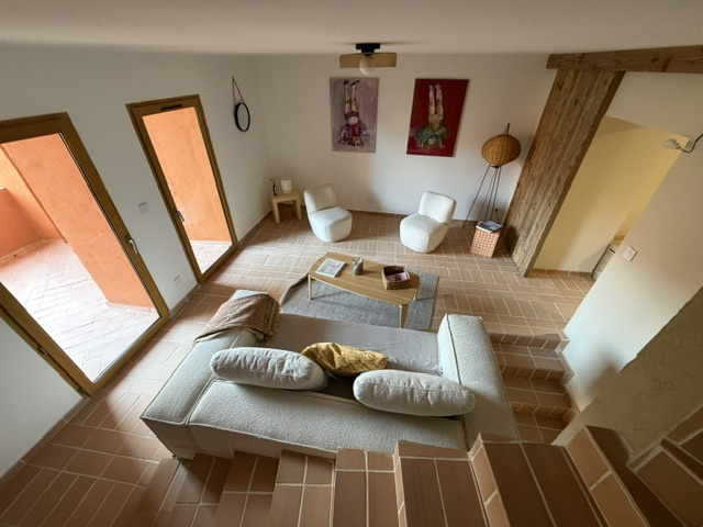 En vente à Collioure : immobilier de prestige : maison avec terrasses jardin et parking