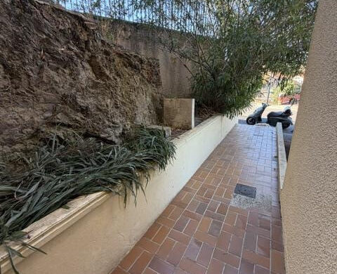 Appartement à acheter avec terrasse 2 pièces à Collioure et parking