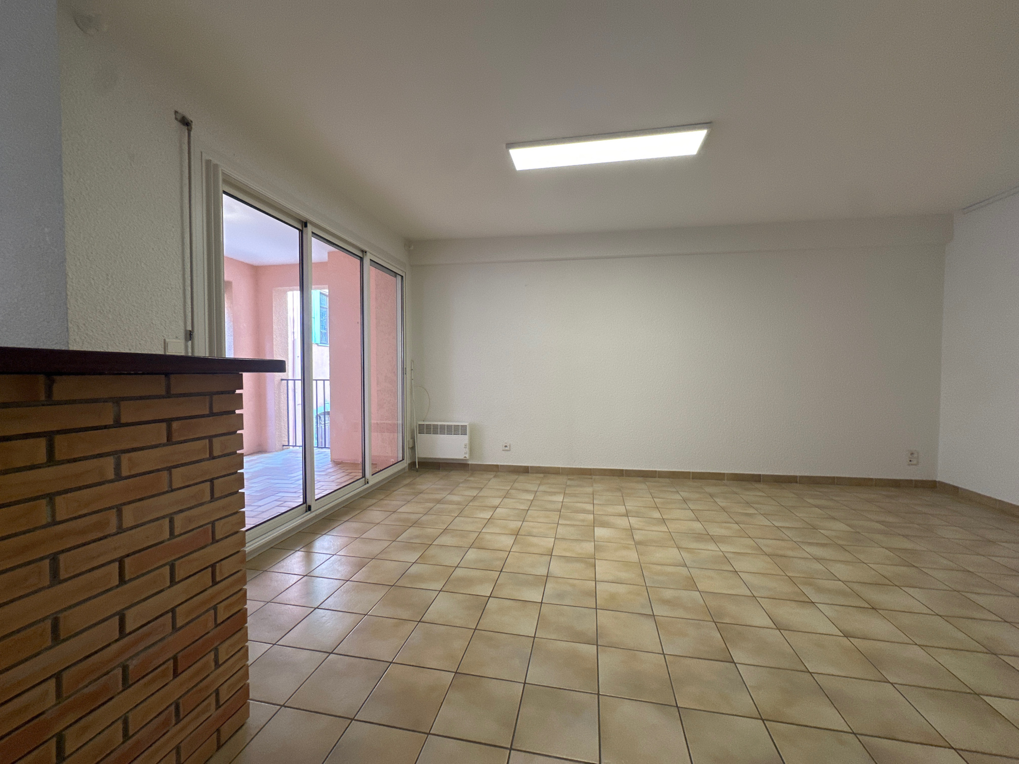 Appartement à acheter avec terrasse 3 pièces dans le centre de Collioure